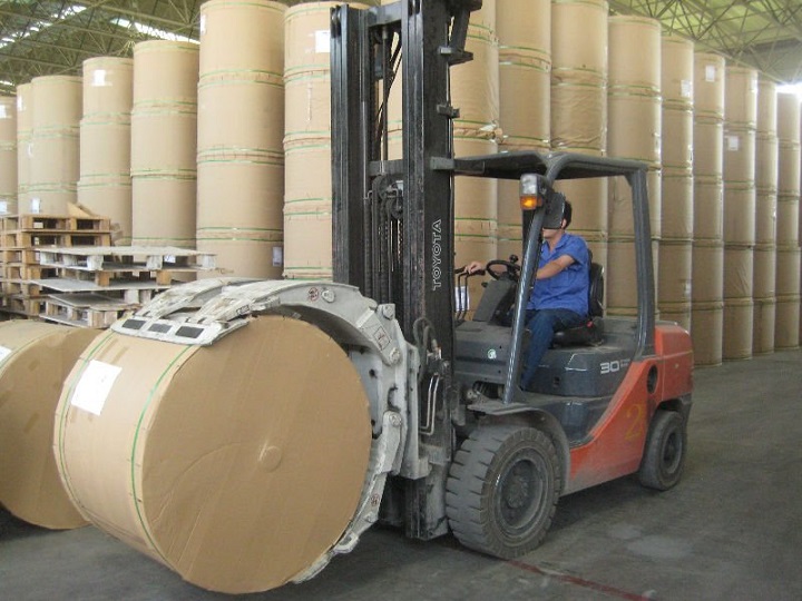 Câmara de Viana obriga ao encerramento compulsivo de fábrica de papel Câmara de Viana obriga ao encerramento compulsivo de fábrica de papel