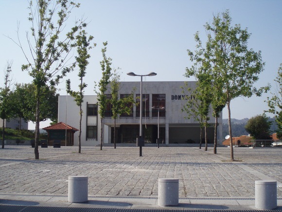 Ministério da Justiça admite recuar na decisão de encerrar o tribunal de Paredes de Coura