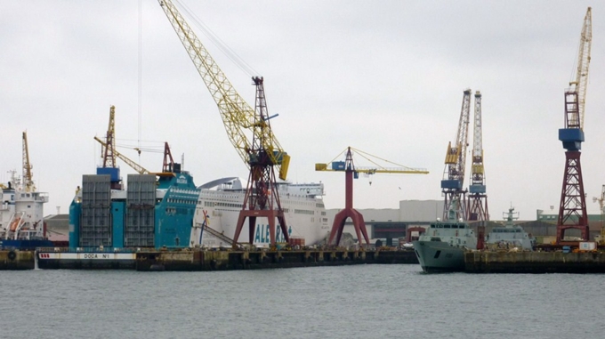 Ministro da Defesa irredutível: ENVC são para encerrar