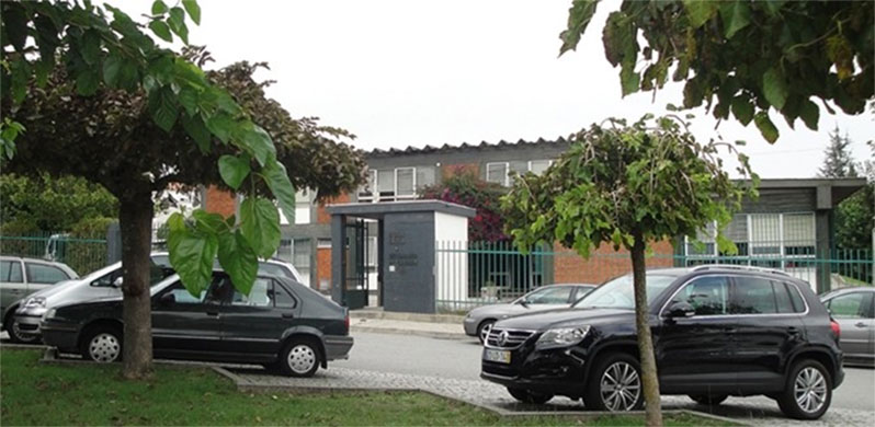 Alunos de Caminha protestam contra as más instalações da escola Sidónio Pais Alunos de Caminha protestam contra as más instalações da escola Sidónio Pais