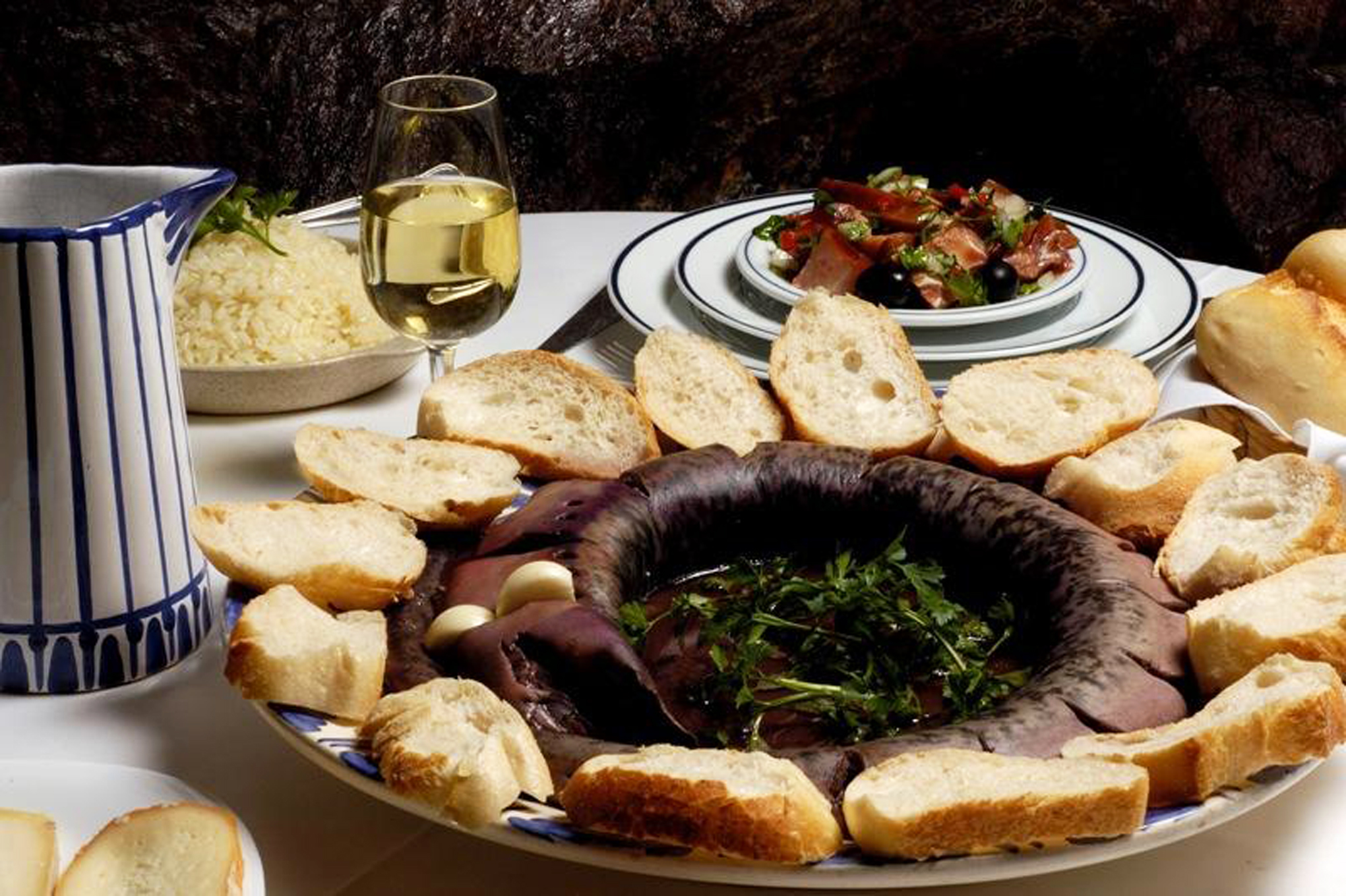 Cerveira divulga lampreia do rio Minho em fins-de-semana gastronómicos