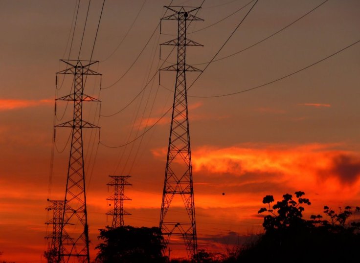 Deputados socialistas querem explicações do Governo sobre linha de alta tensão