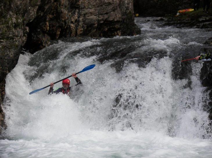 Líder da JS de Ponte da Barca morre a fazer canoagem