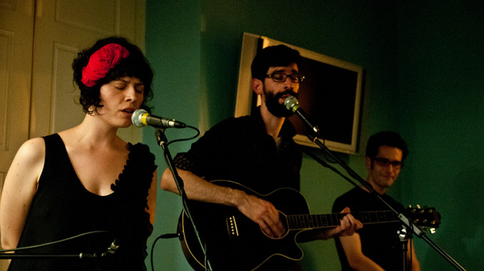 Birds are Indie e A Jigsaw a 1 de Março em Ponte de Lima Birds are Indie e A Jigsaw a 1 de Março em Ponte de Lima