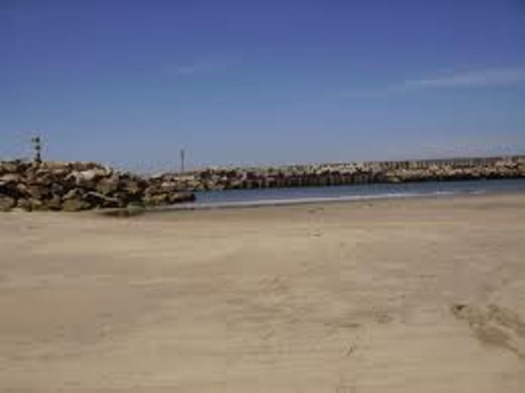 Portinho de Vila Praia de Âncora já está a ser dragado Portinho de Vila Praia de Âncora já está a ser dragado