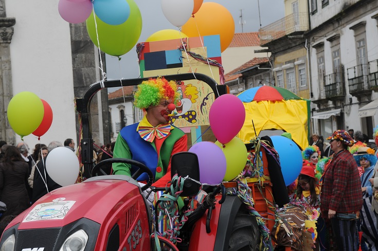 O carnaval já saiu à rua