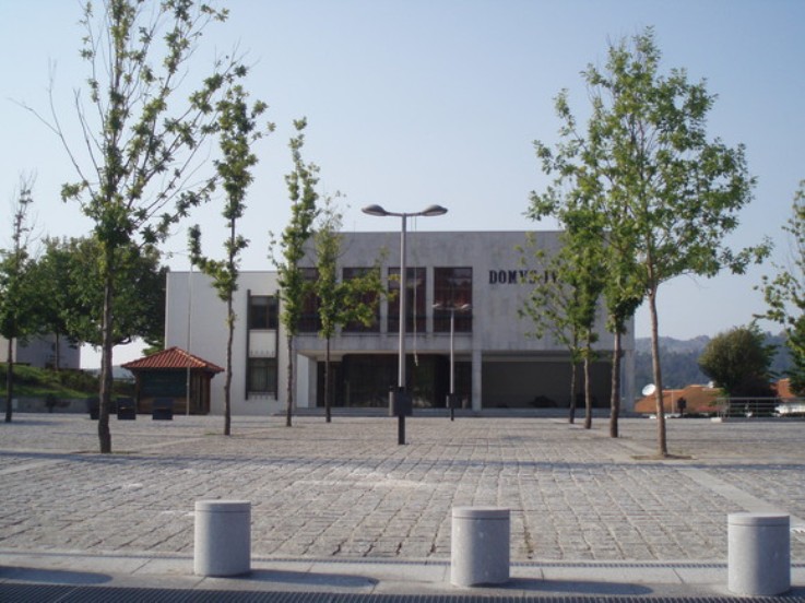 Exército esvazia tribunal de Paredes de Coura perante a revolta da população