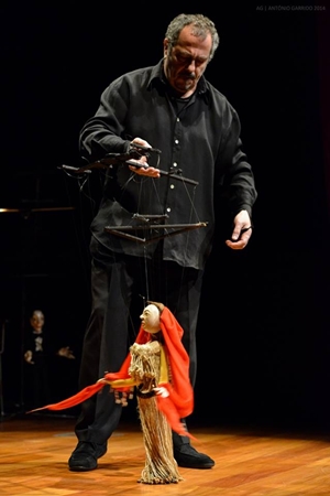 935197_713518792031789_1863749578_n