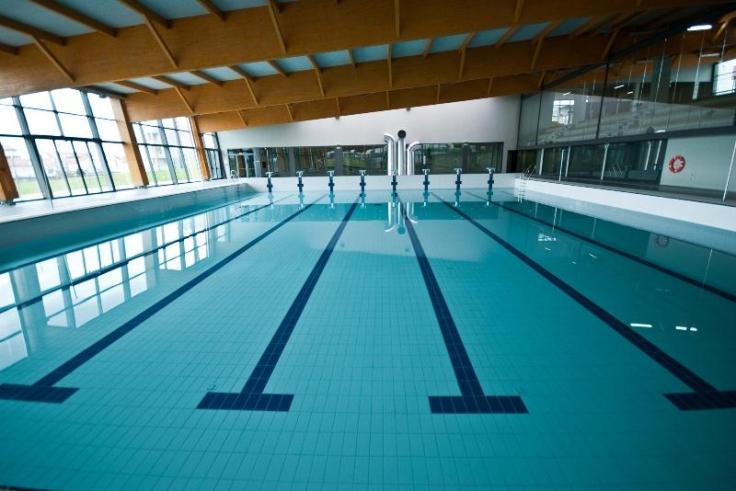 PSD preocupado com futuro das piscinas municipais