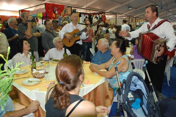 Festa do Mar e da Sardinha com enchente na primeira noite Festa do Mar e da Sardinha com enchente na primeira noite