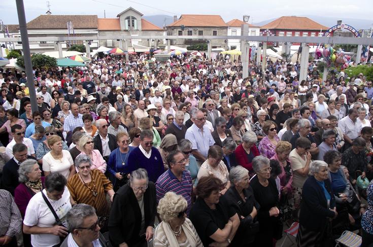 Milhares de pessoas em Seixas em devoção a São Bento Milhares de pessoas em Seixas em devoção a São Bento