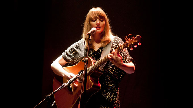 Erica Buettner no Teatro Valadares a 16 de Julho