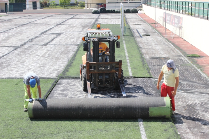 Estádio municipal de Cerveira já tem relvado sintético