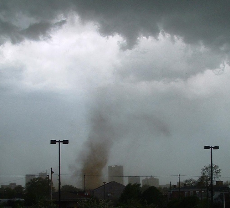 Possível tornado causa estragos em Vilar de Mouros