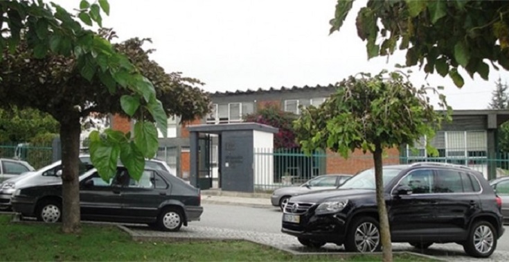 Alunos do agrupamento de escolas Sidónio Pais sem AEC durante três semanas