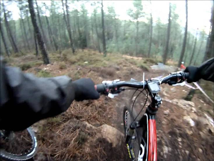 Rojões e Sarrabulho numa prova de BTT Rojões e Sarrabulho numa prova de BTT