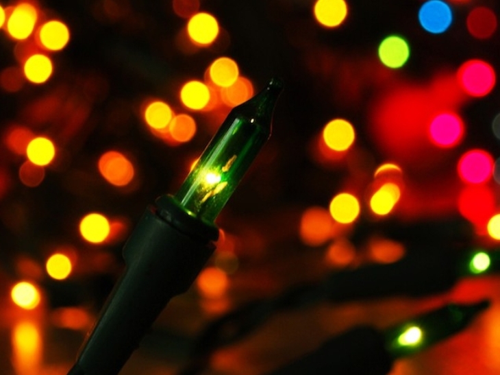 Natal: Caminha ilumina ruas e Cerveira distribui pinheiros