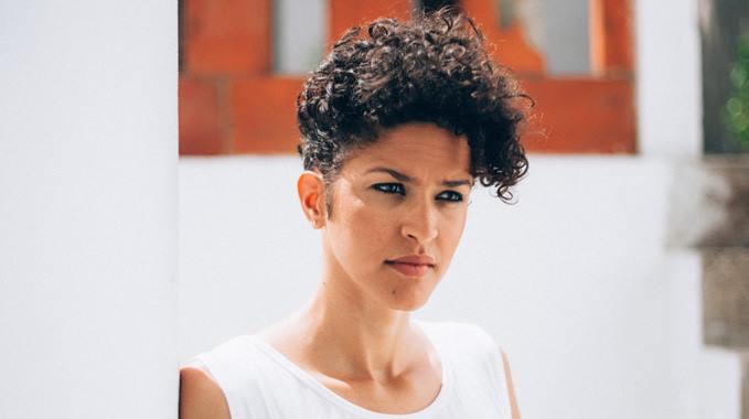 Aline Frazão apresenta Insular em Famalicão