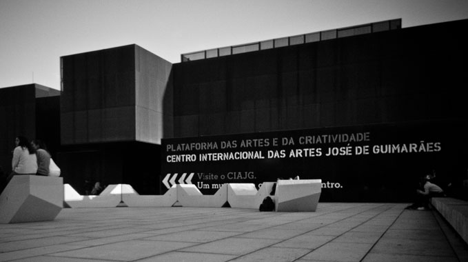CIAJG com exposições de João Cutileiro e José de Guimarães