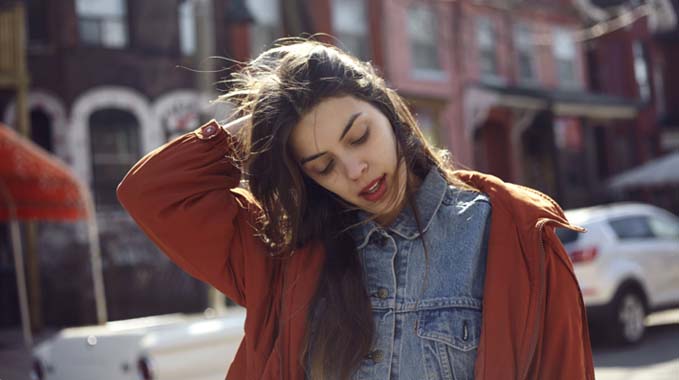 Julie Byrne estreia-se em Portugal com passagem por Braga.