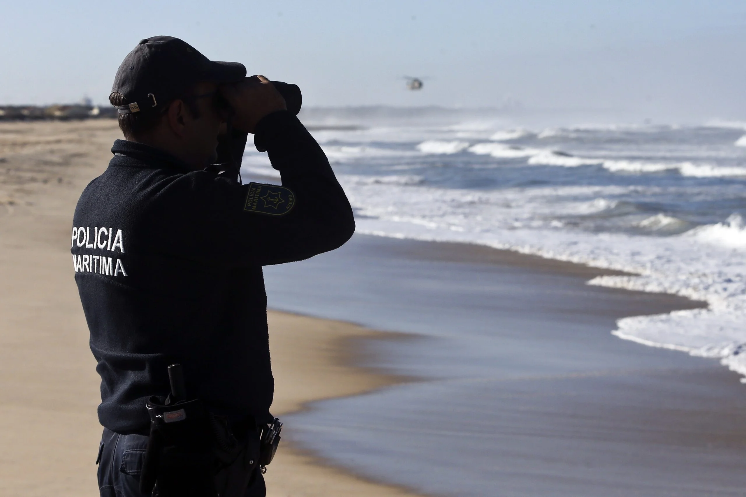 Caminha: Prosseguem buscas para encontrar pescador desaparecido no mar |  Jornal C - O Caminhense