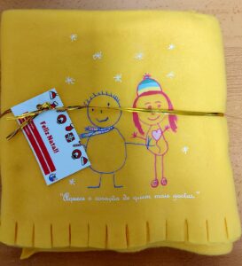 criança_amarelo