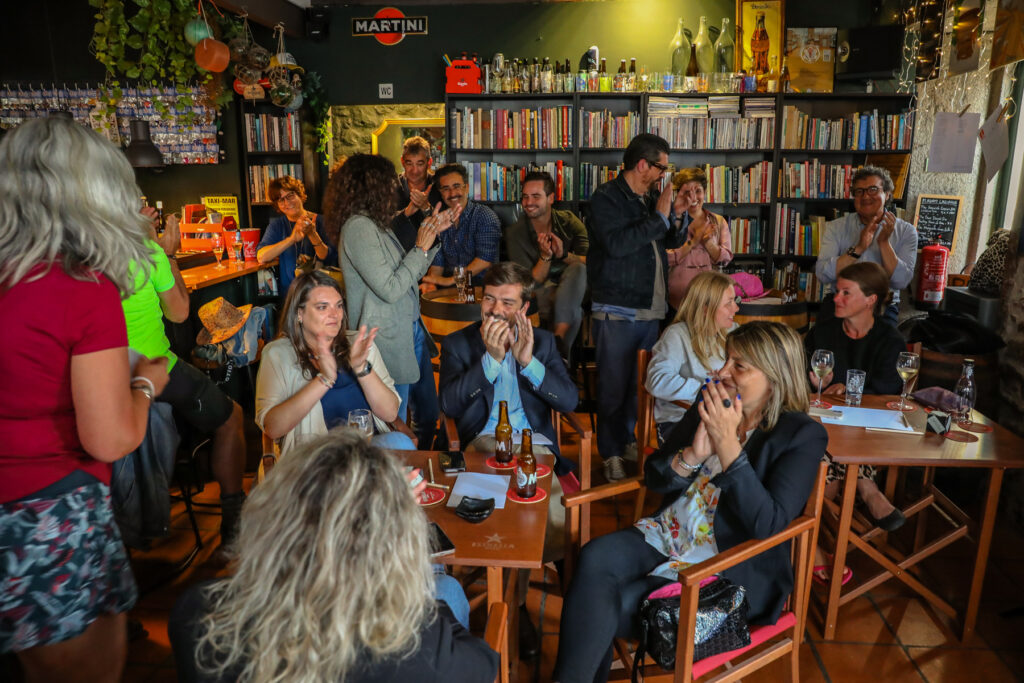 Dois Versos E Um Copo 1