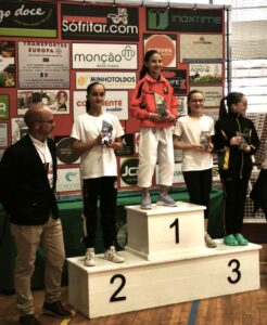 5 Kata Ema