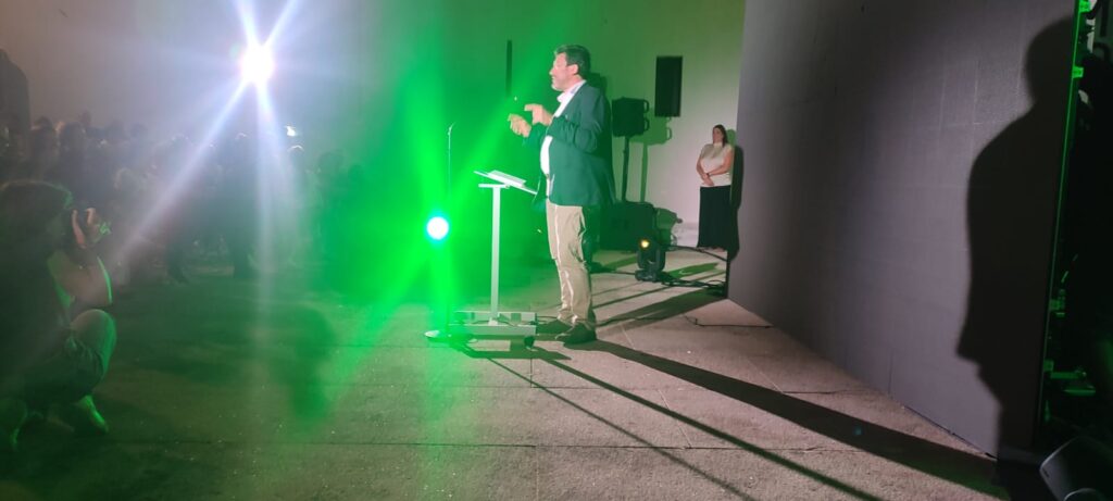 Pedro delgado alves tela danificada