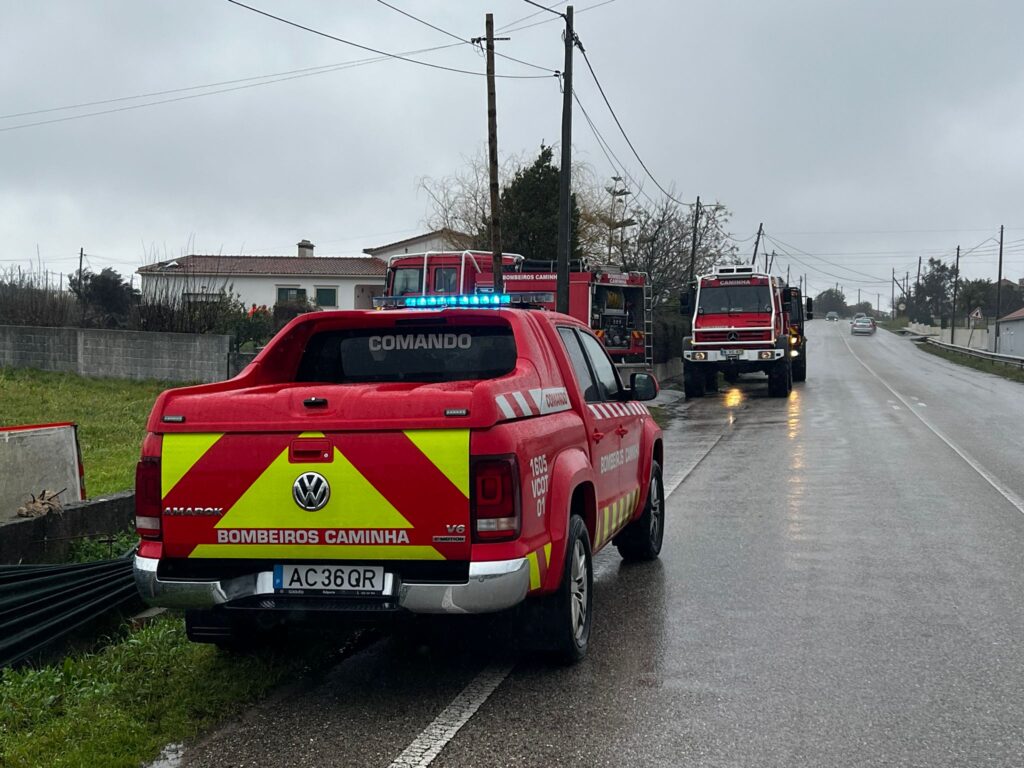 Bombeiros caminha leiria