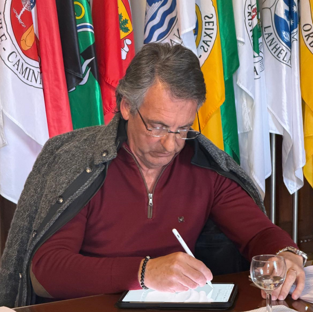 Carlos castro 4 mar