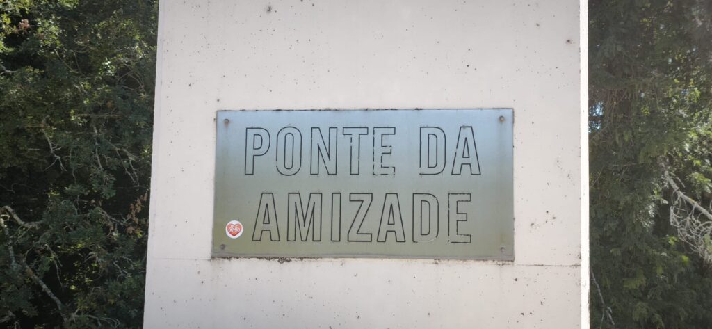Ponte da amizade